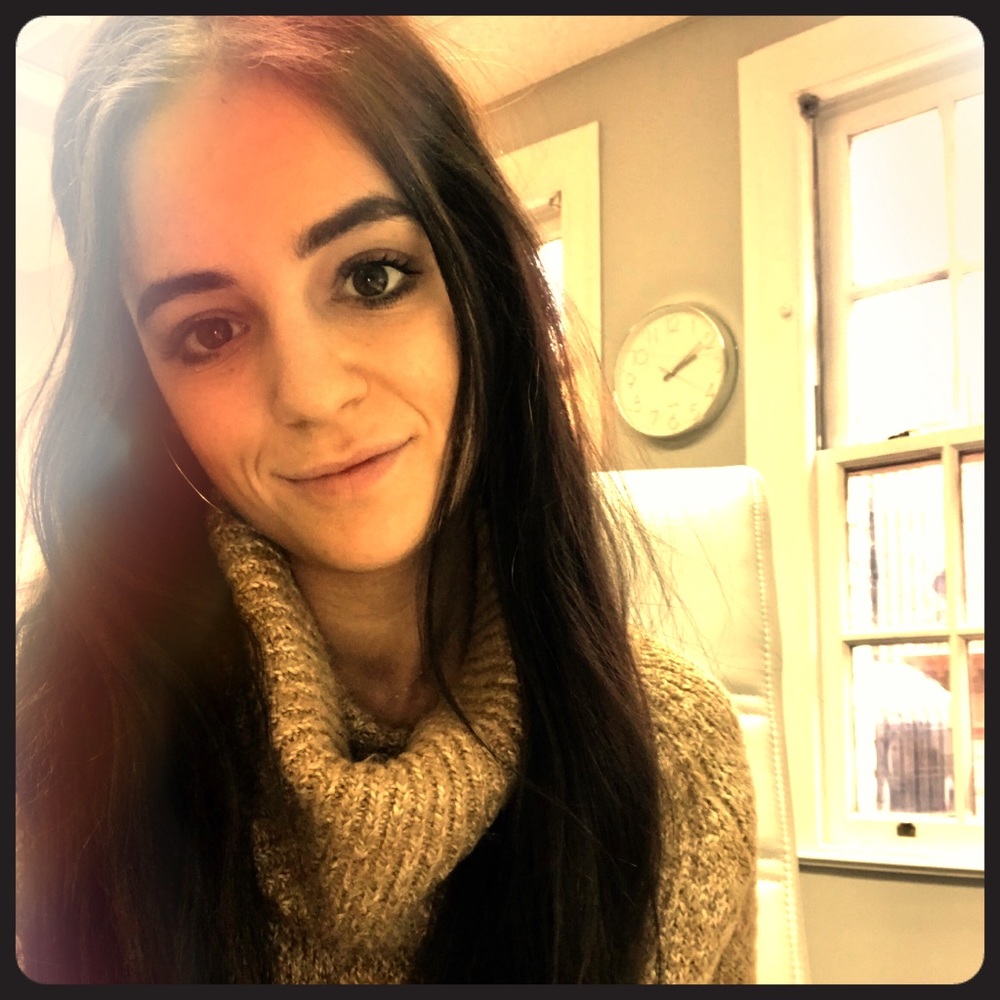 Meet your Posher, Aliza